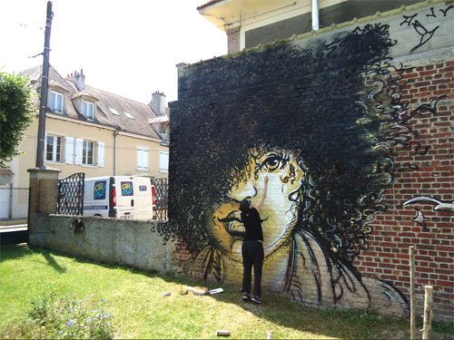Awesome Street Art by Alice Pasquini