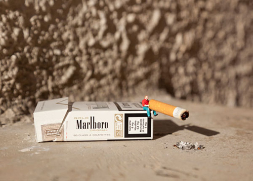 Tiny Hand Painted Figures by Slinkachu Tiny Hand Painted Figures by Slinkachu