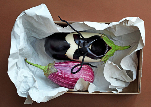 Distinctive Food Carvings by Ilian Iliev