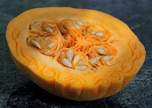 Distinctive Food Carvings by Ilian Iliev