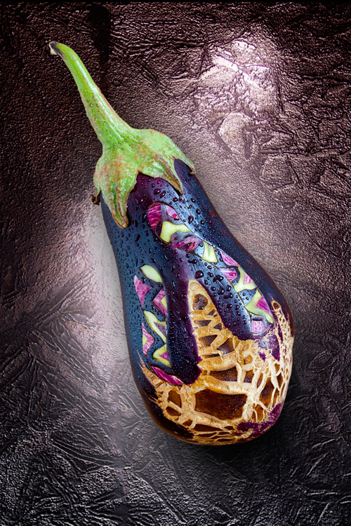 Distinctive Food Carvings by Ilian Iliev