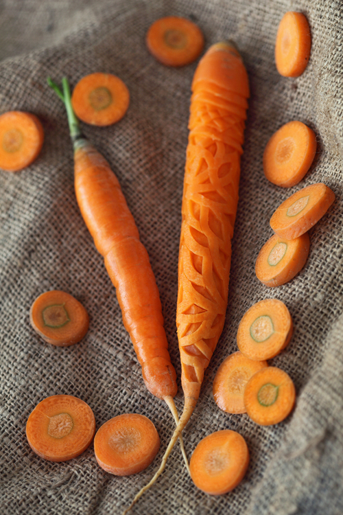 Distinctive Food Carvings by Ilian Iliev