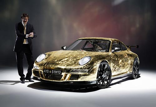 Man Builds Porsche Out of Cardboard