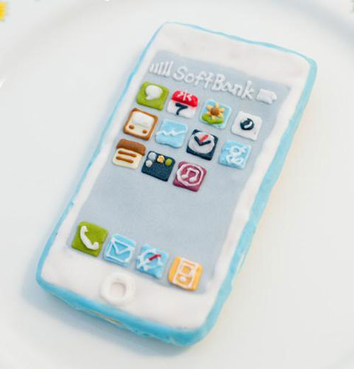 iPhone Cookies by Japanese Green Gables Sweets & Cafe