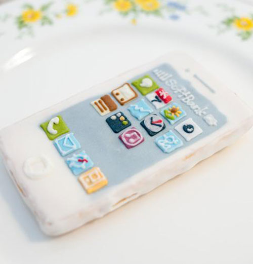 iPhone Cookies by Japanese Green Gables Sweets & Cafe
